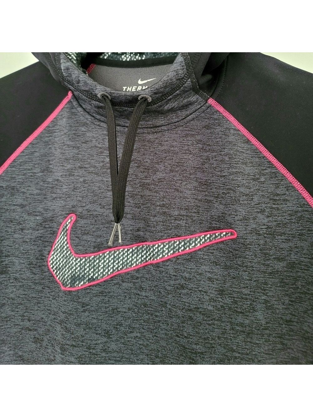 Nike Women's Therma-Fit Hoodie Size L
